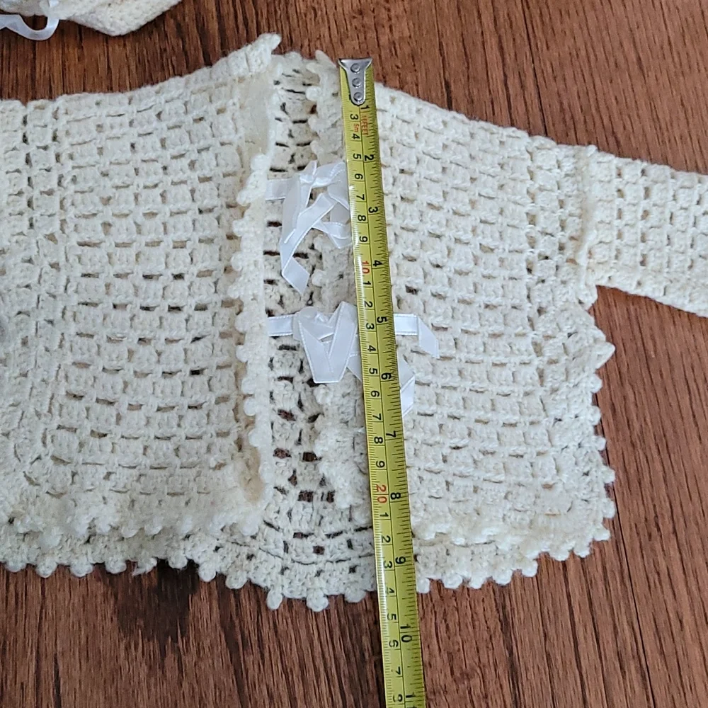 Vintage Handmade Baby Sweater and Bonnet - Picture 6 of 10